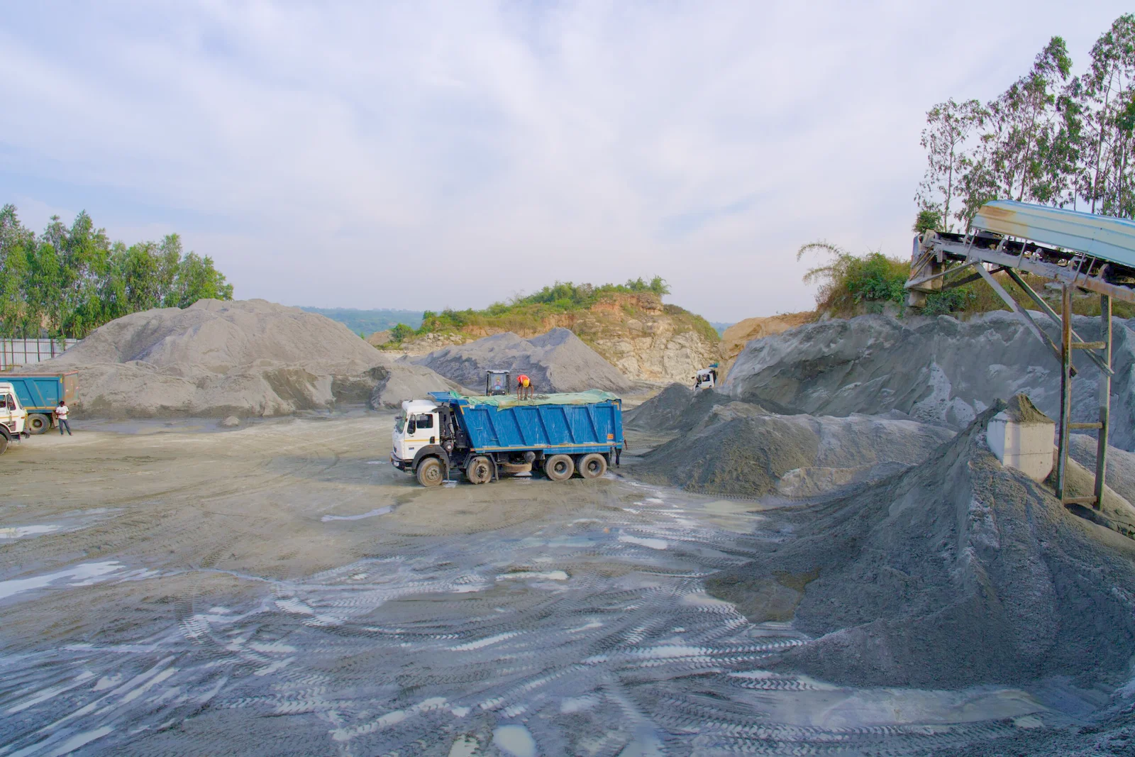 10a-A7R04751-1-scaled